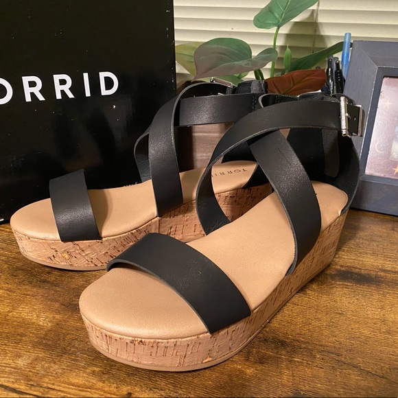 Torrid Sandals New In Box - Picture 1 of 11